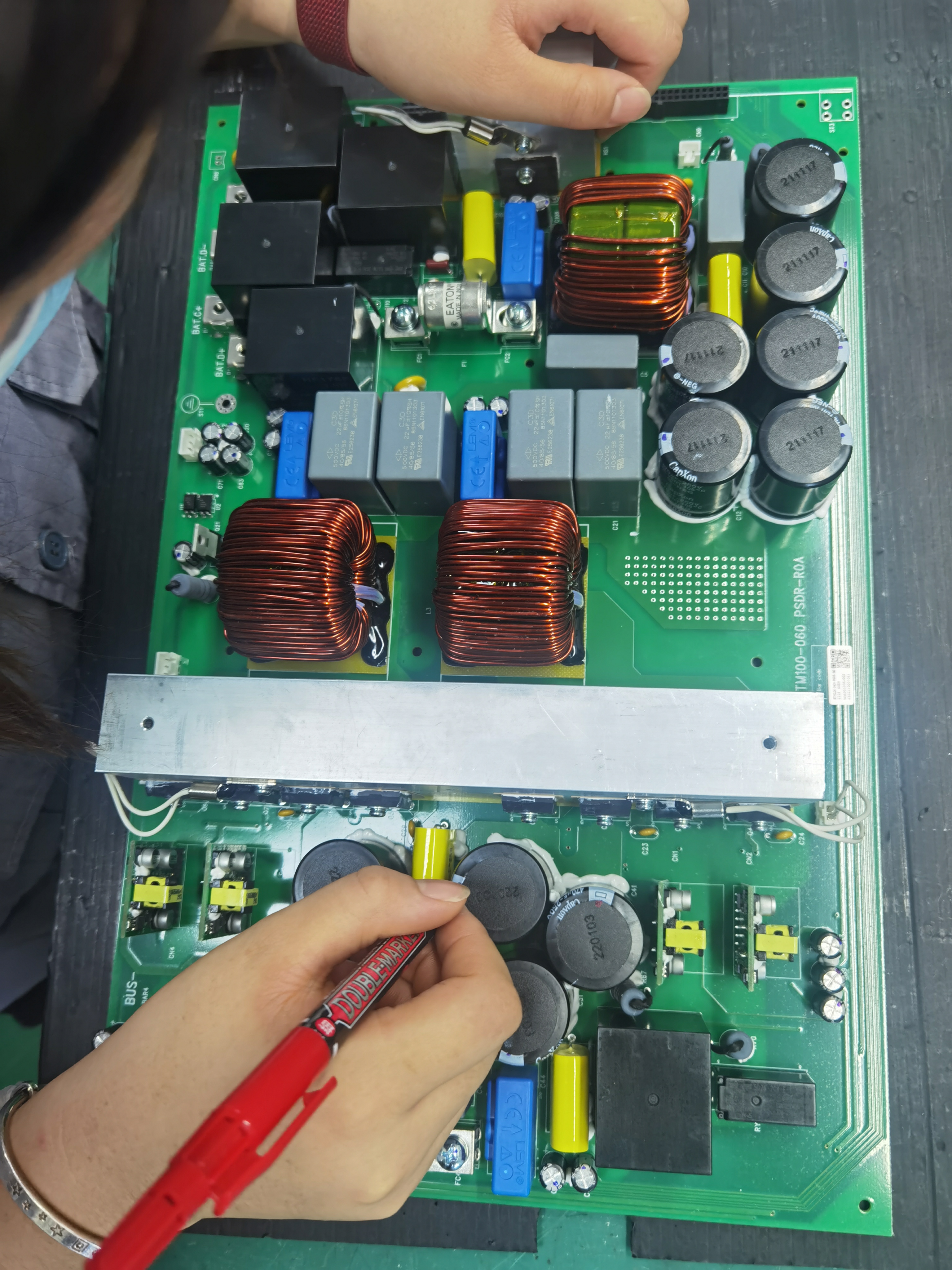 石岩SMT贴片：原理、工艺与应用