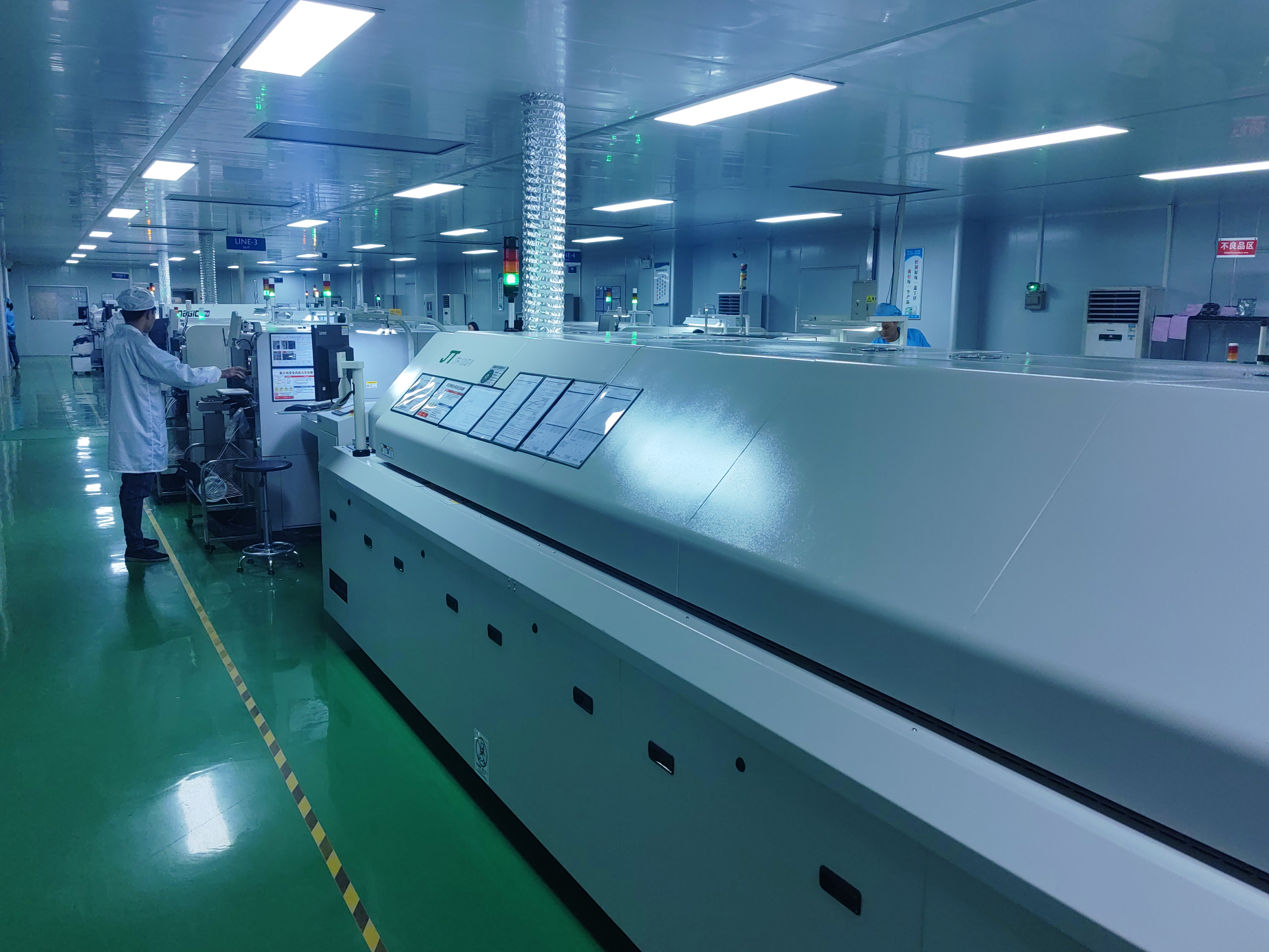 SMT贴片加工：为何在电子制造业中如此重要？